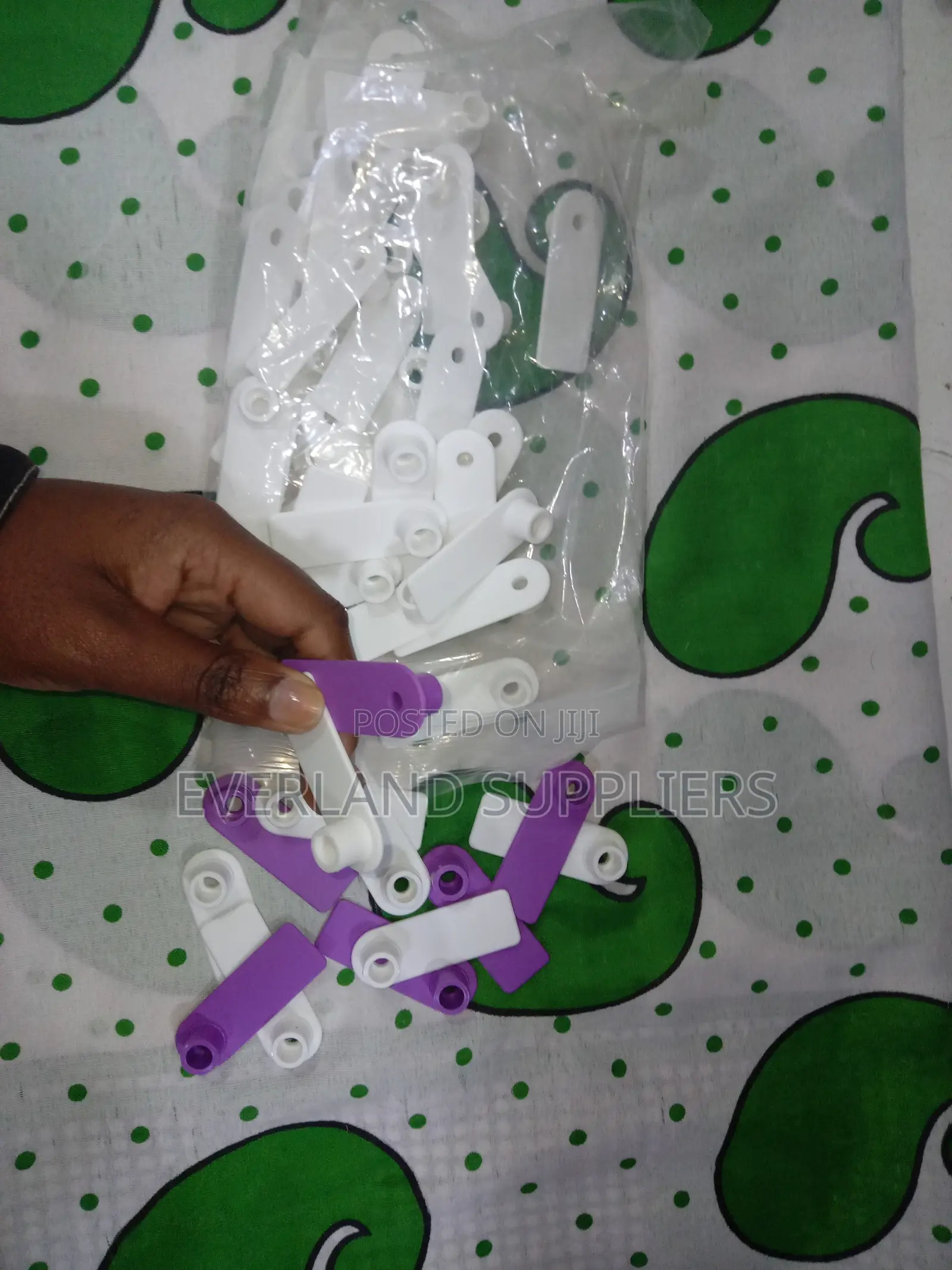 Ear Tags - Stock Identification 100 Pieces