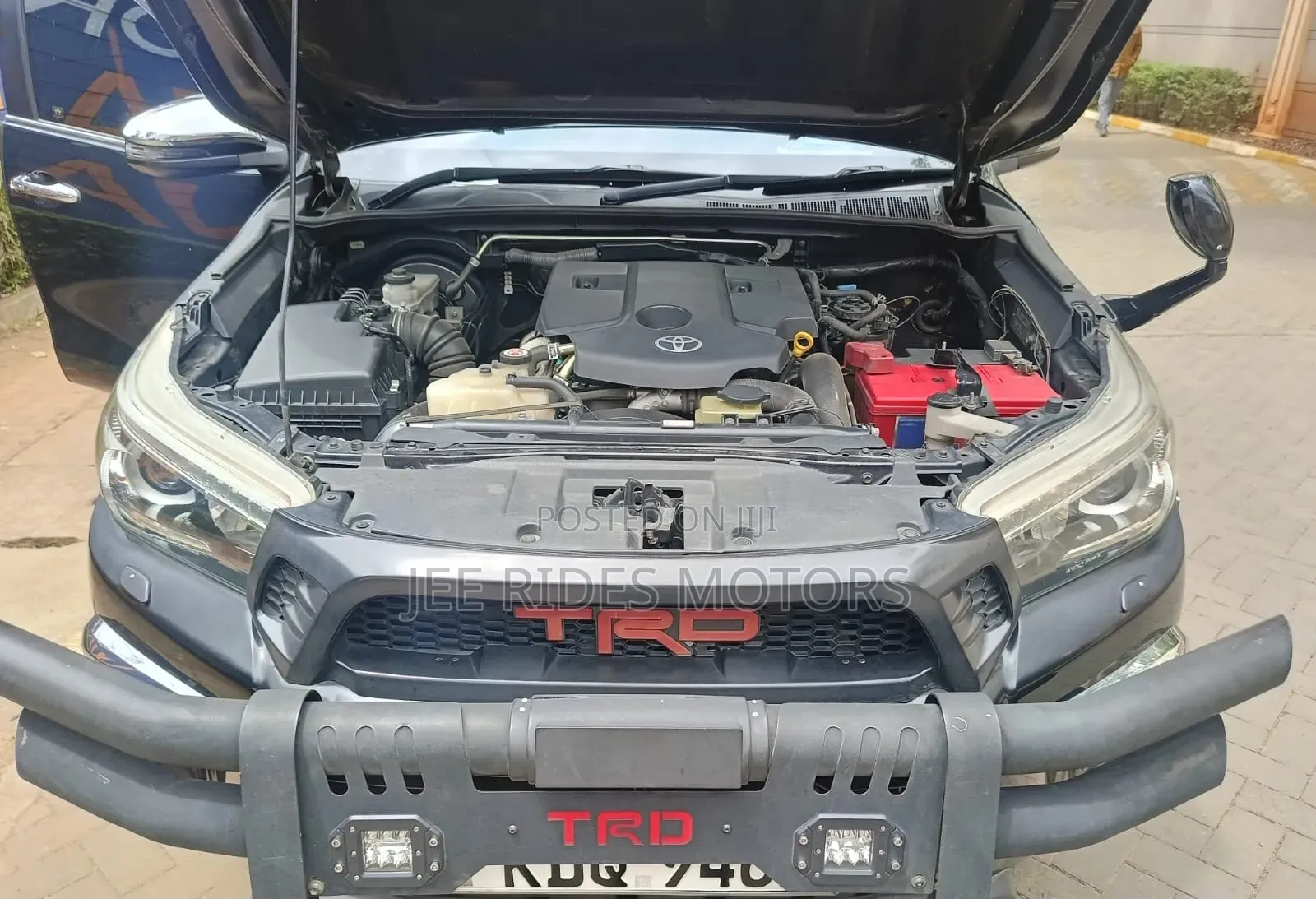 Toyota Hilux Revo Double Cab Deisel 2.8 AWD 2018 Gray