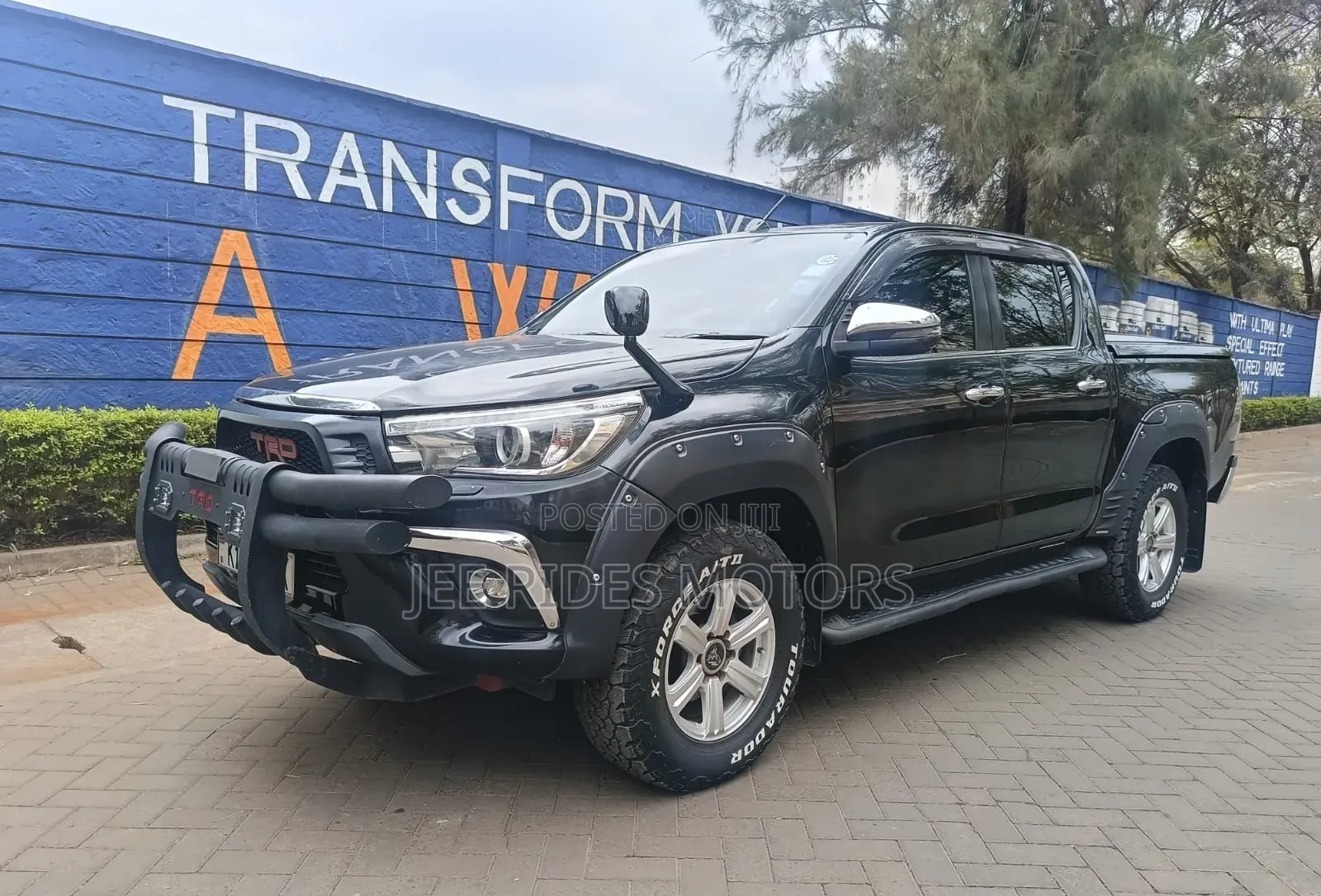 Toyota Hilux Revo Double Cab Deisel 2.8 AWD 2018 Gray