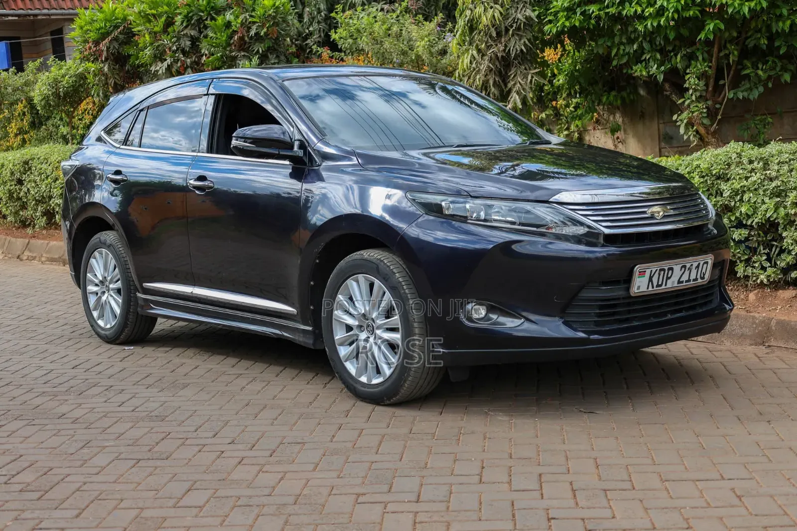 Toyota Harrier 2017 Blue