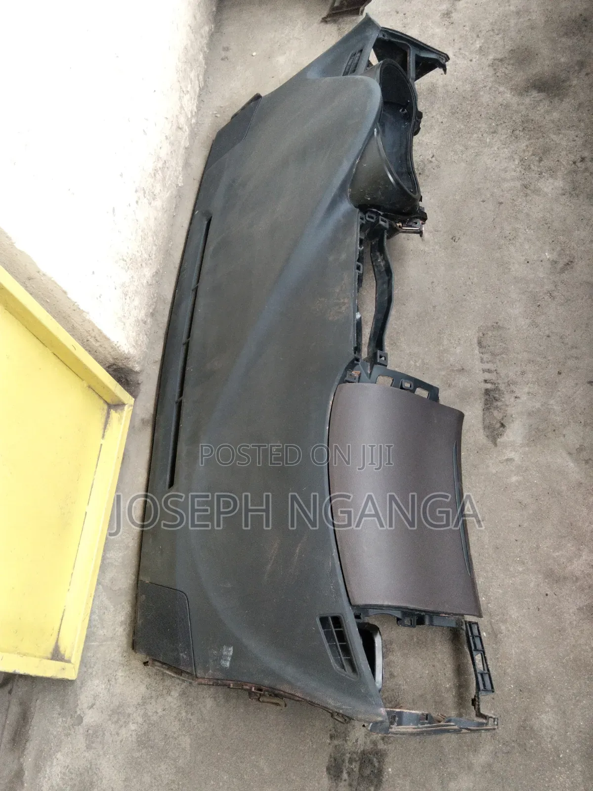Toyota Mark X Zio 2008 Model Dashboard