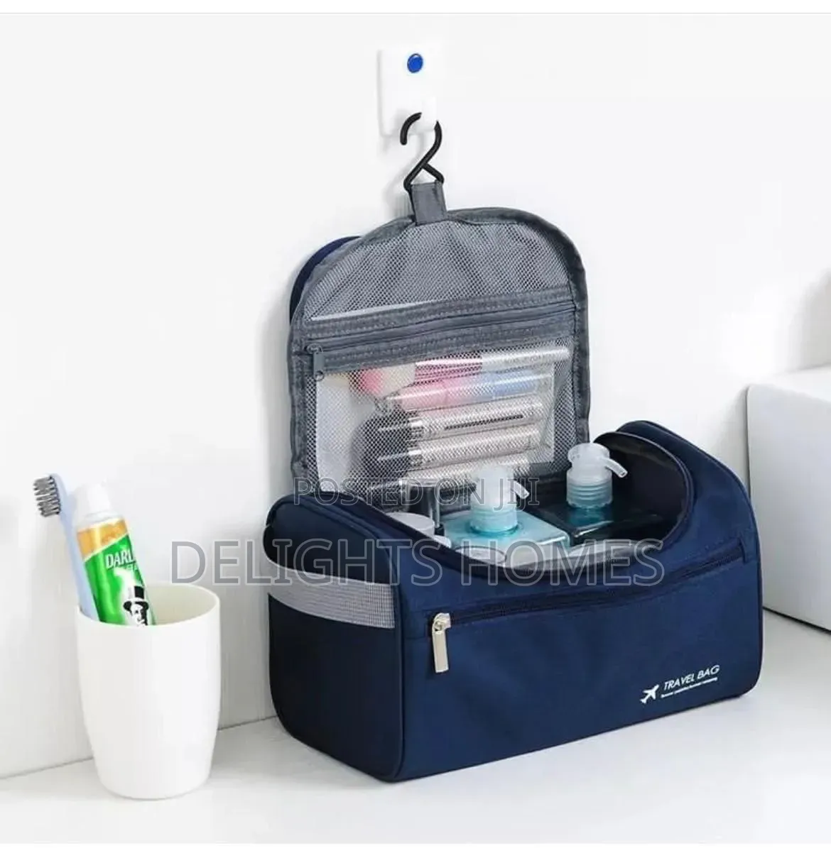 Portable Waterproof Hanging Storage Bag /Travel Cosmetic Bag-Car