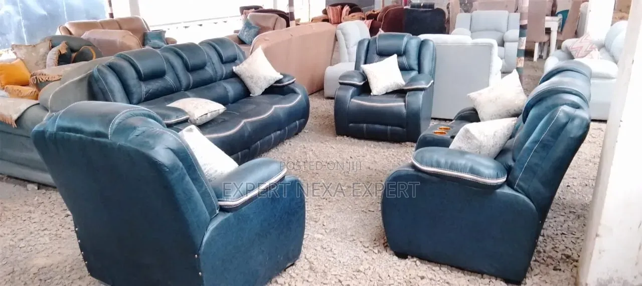 Semi Recliner