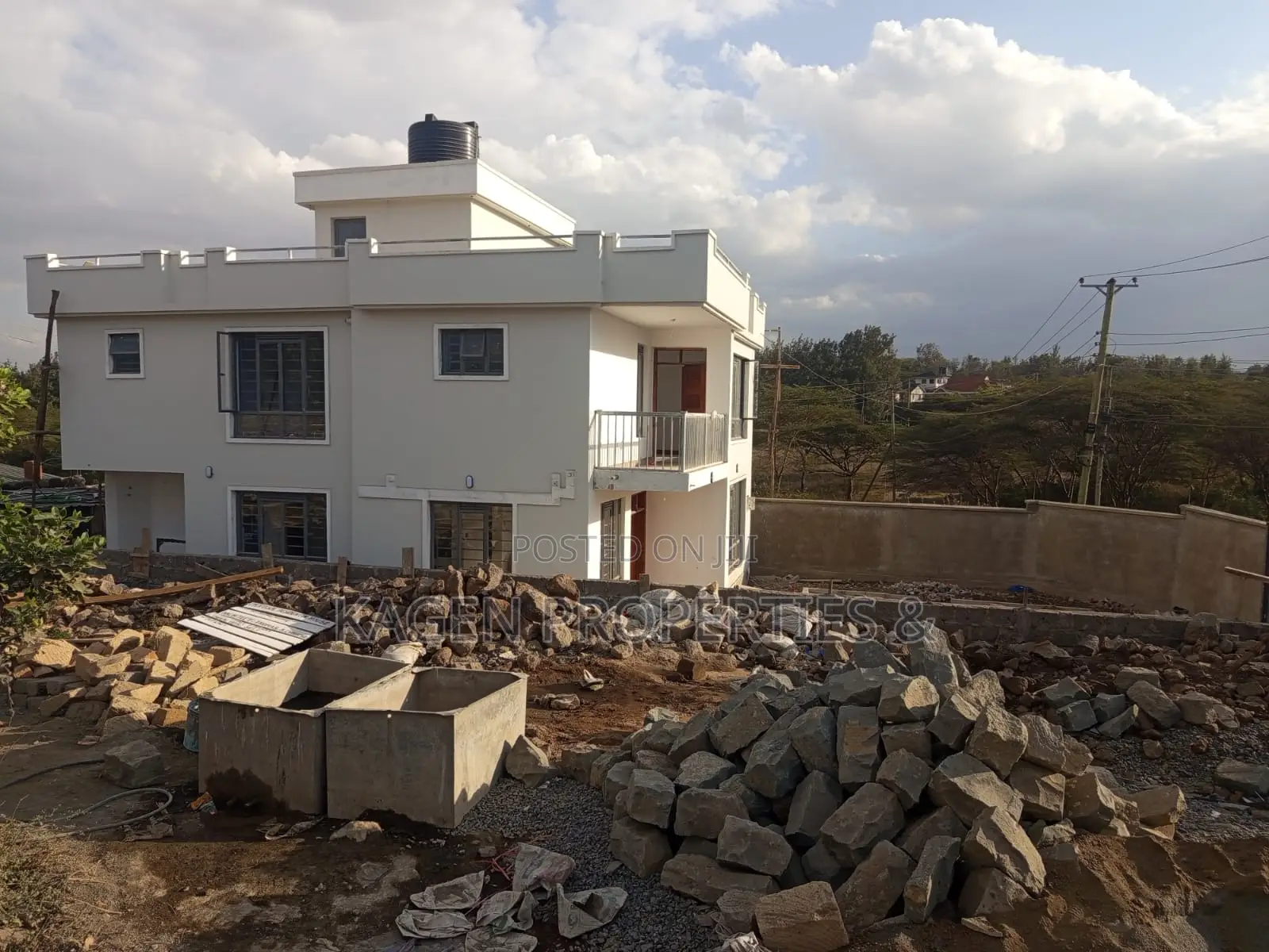 4bdrm Maisonette in Nkoroi for sale