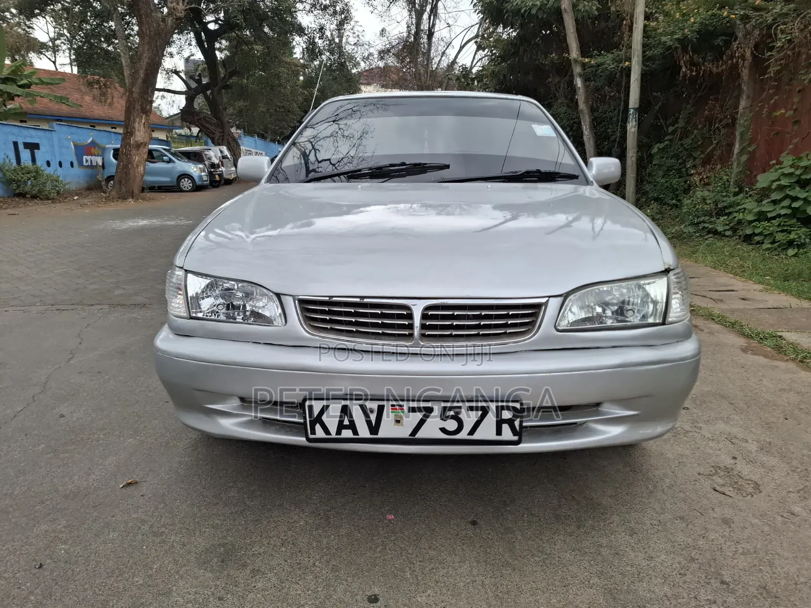 Toyota Corolla 2000 Silver