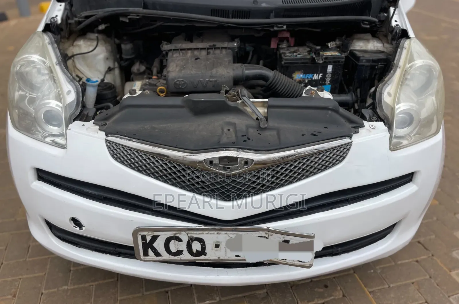 Toyota Ractis 1.3 FWD 2010 White