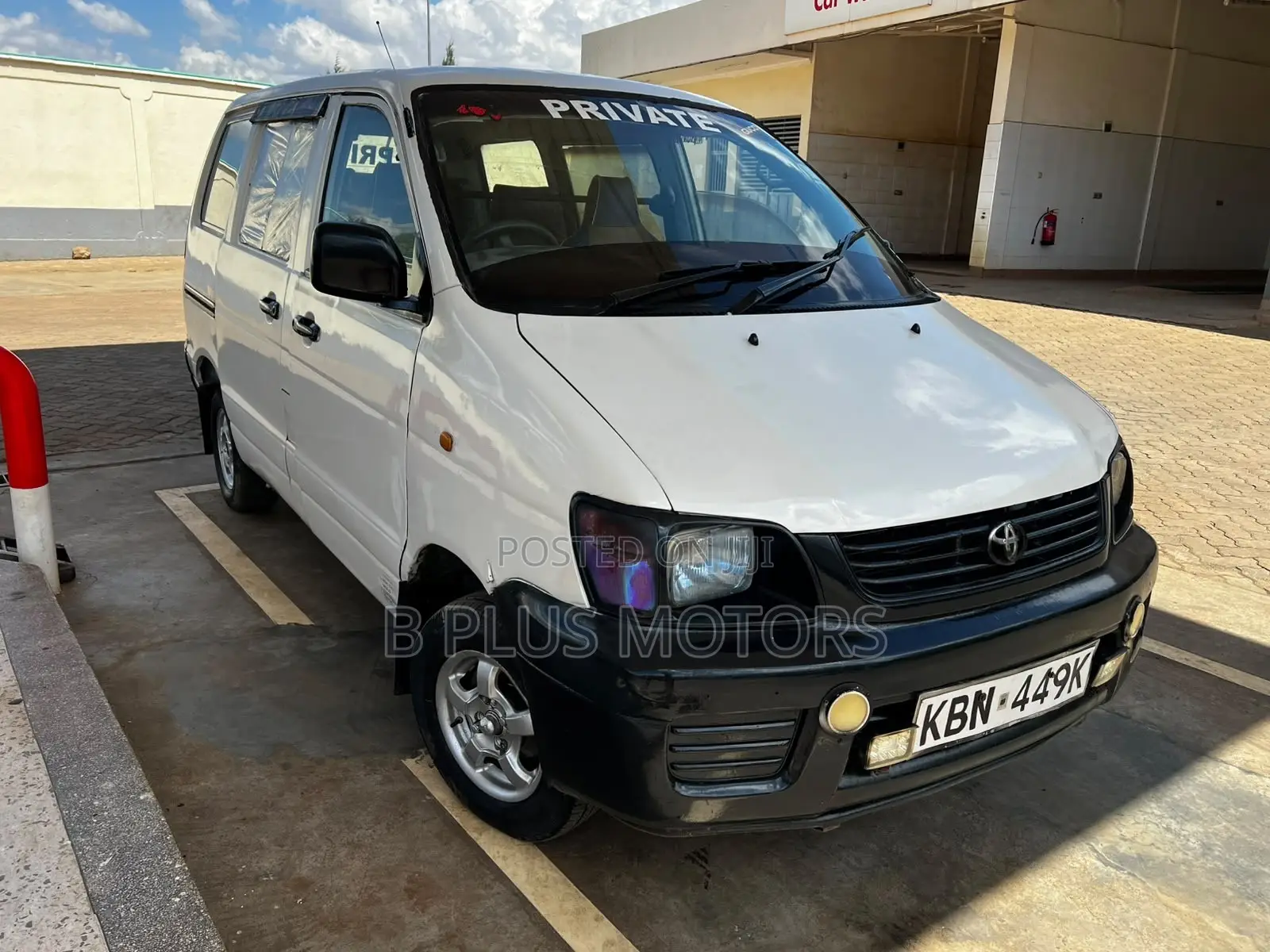 Toyota TownAce 2004 White