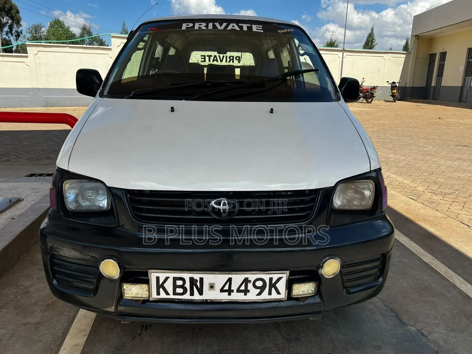 Toyota TownAce 2004 White