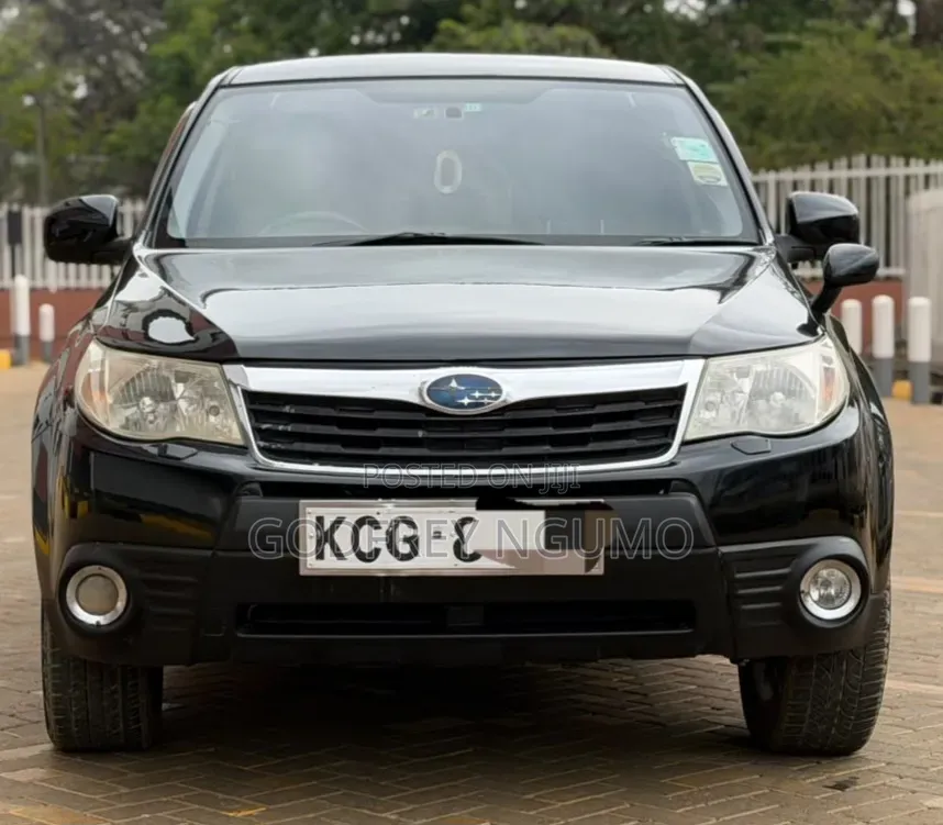 Subaru Forester 2010 Black