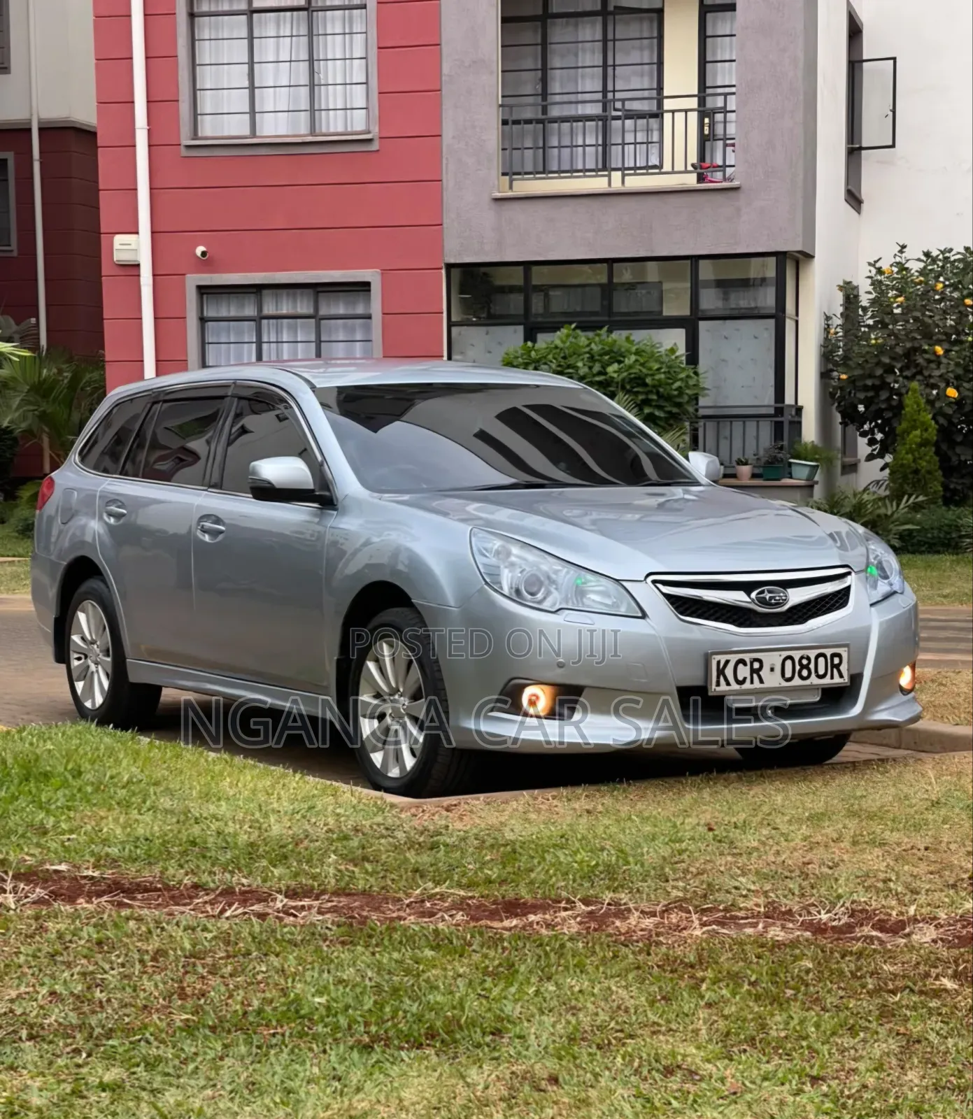 Subaru Legacy 2011 Silver