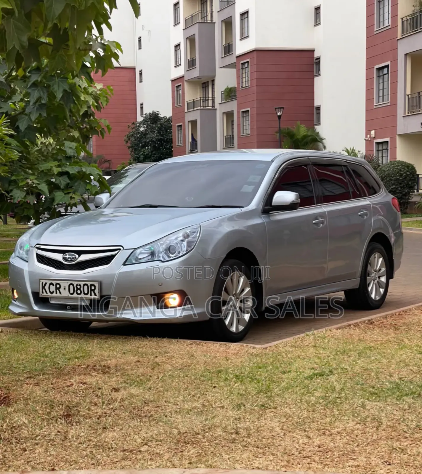 Subaru Legacy 2011 Silver