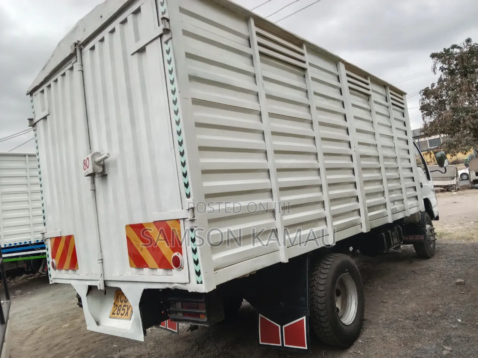 Isuzu NPR Lorry