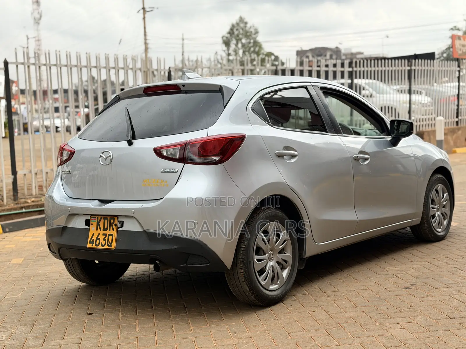 Mazda Demio 2018 Silver