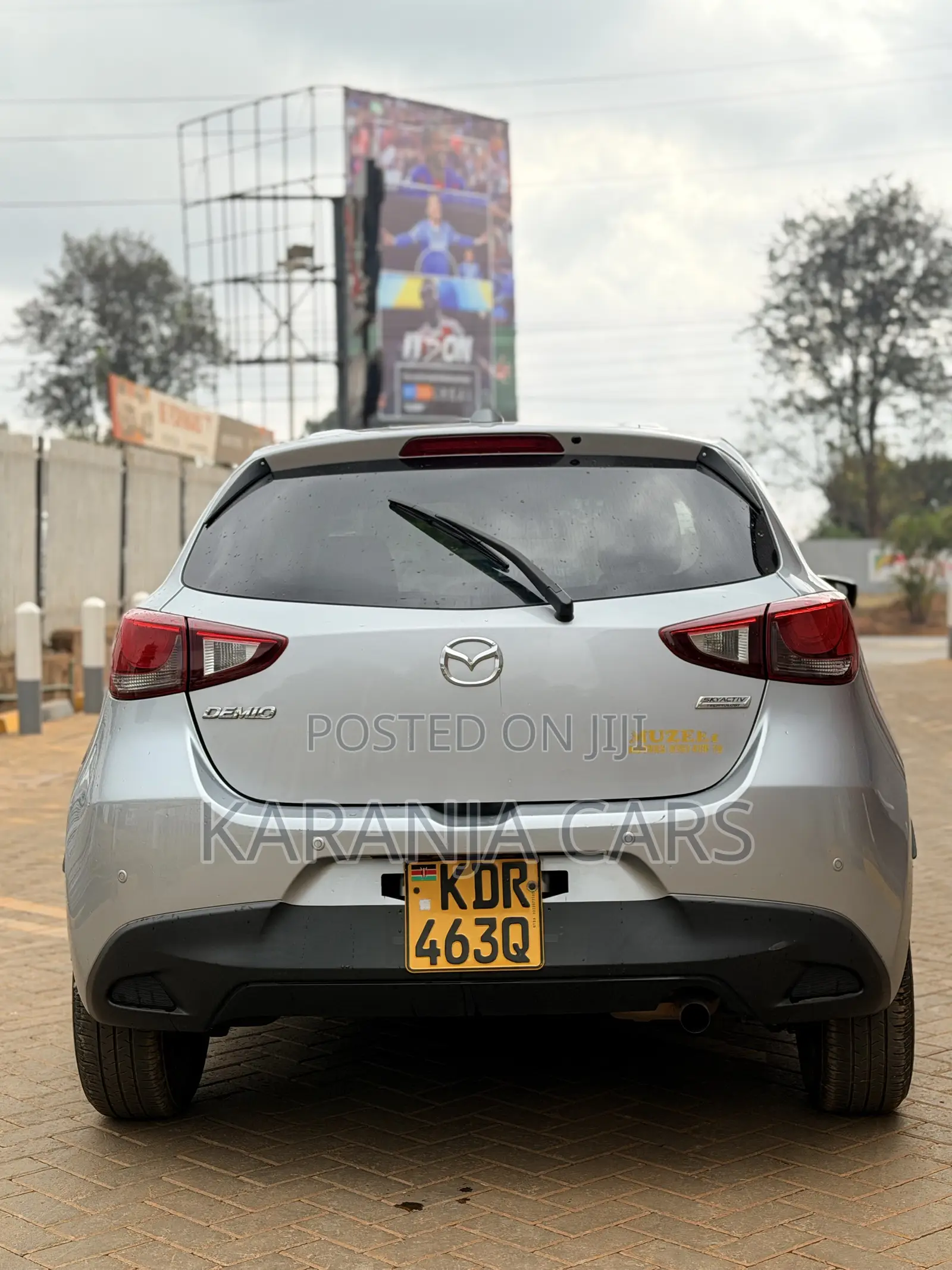 Mazda Demio 2018 Silver