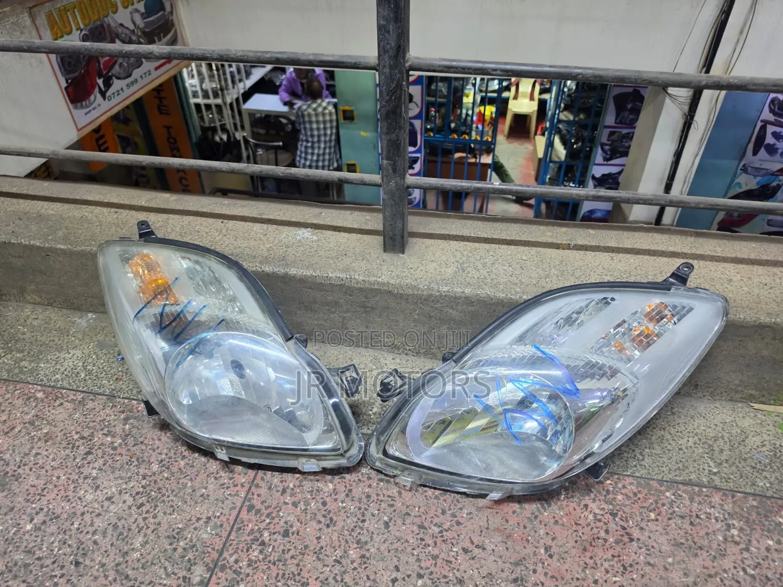 Toyota Vitz 2005 Non Xenon Headlights