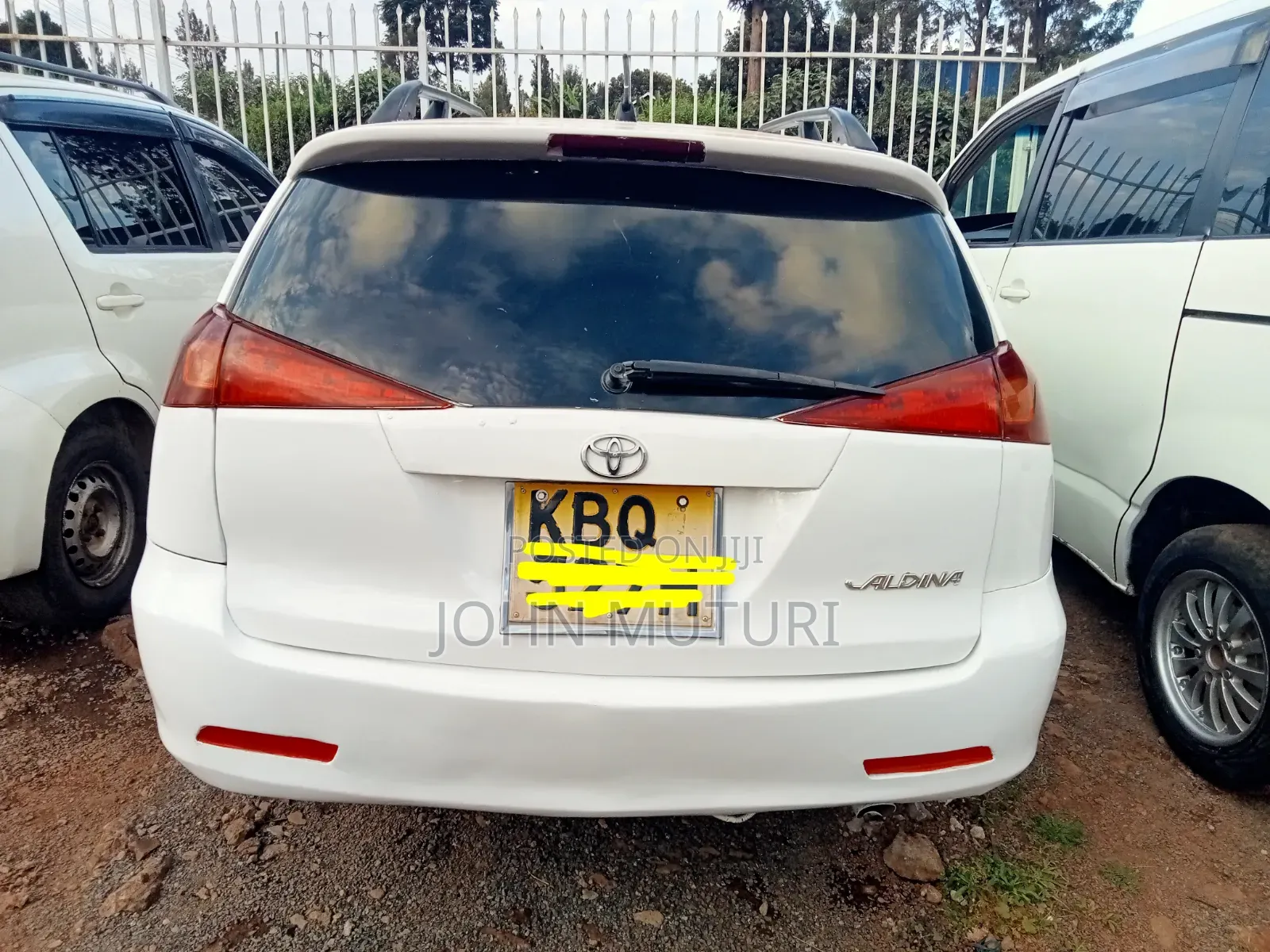 Toyota Caldina 2003 White