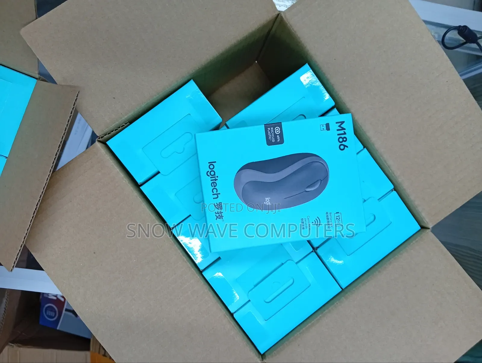 Wireless M186 Logitech Mouse