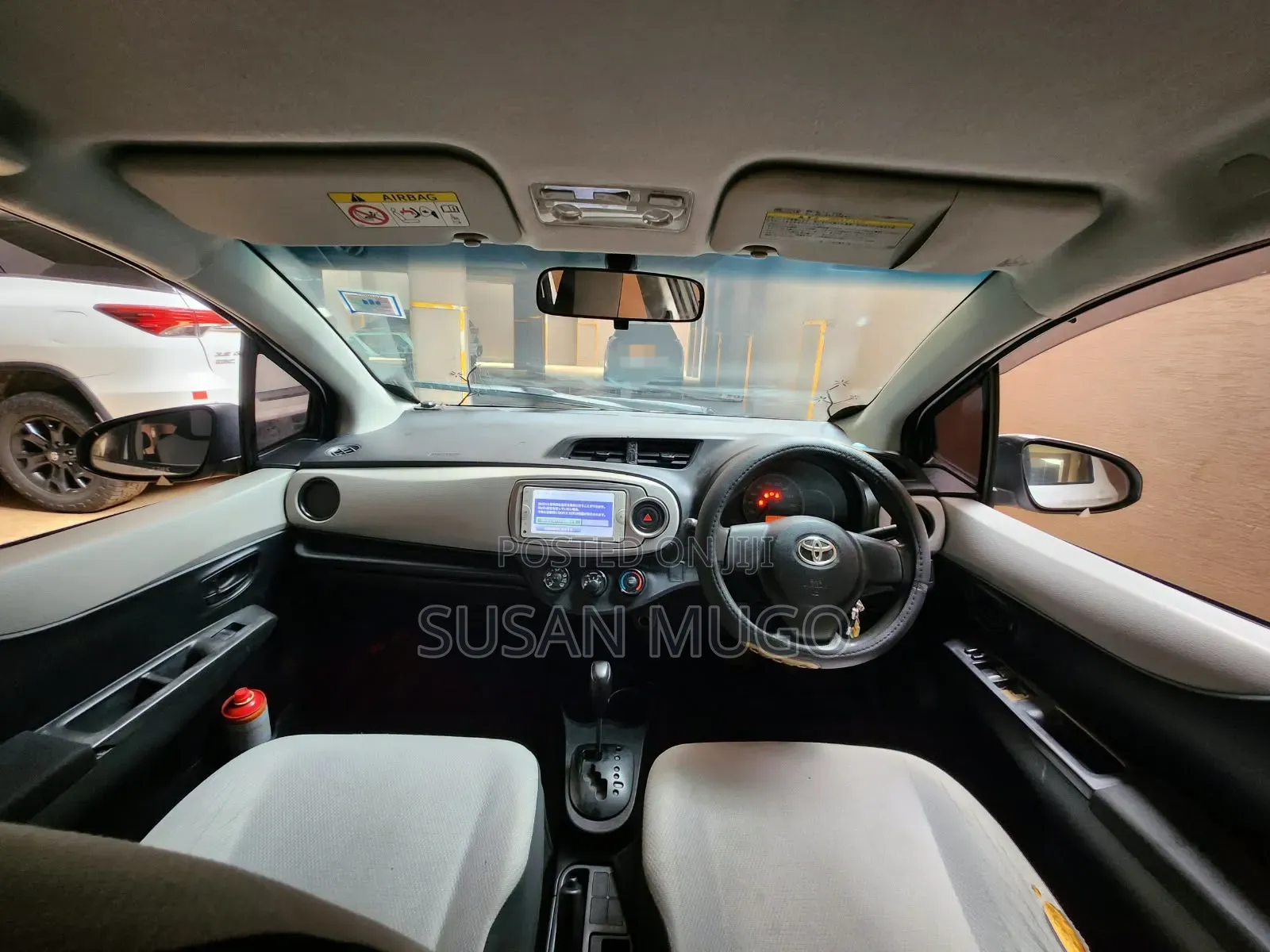 Toyota Vitz 2014 White