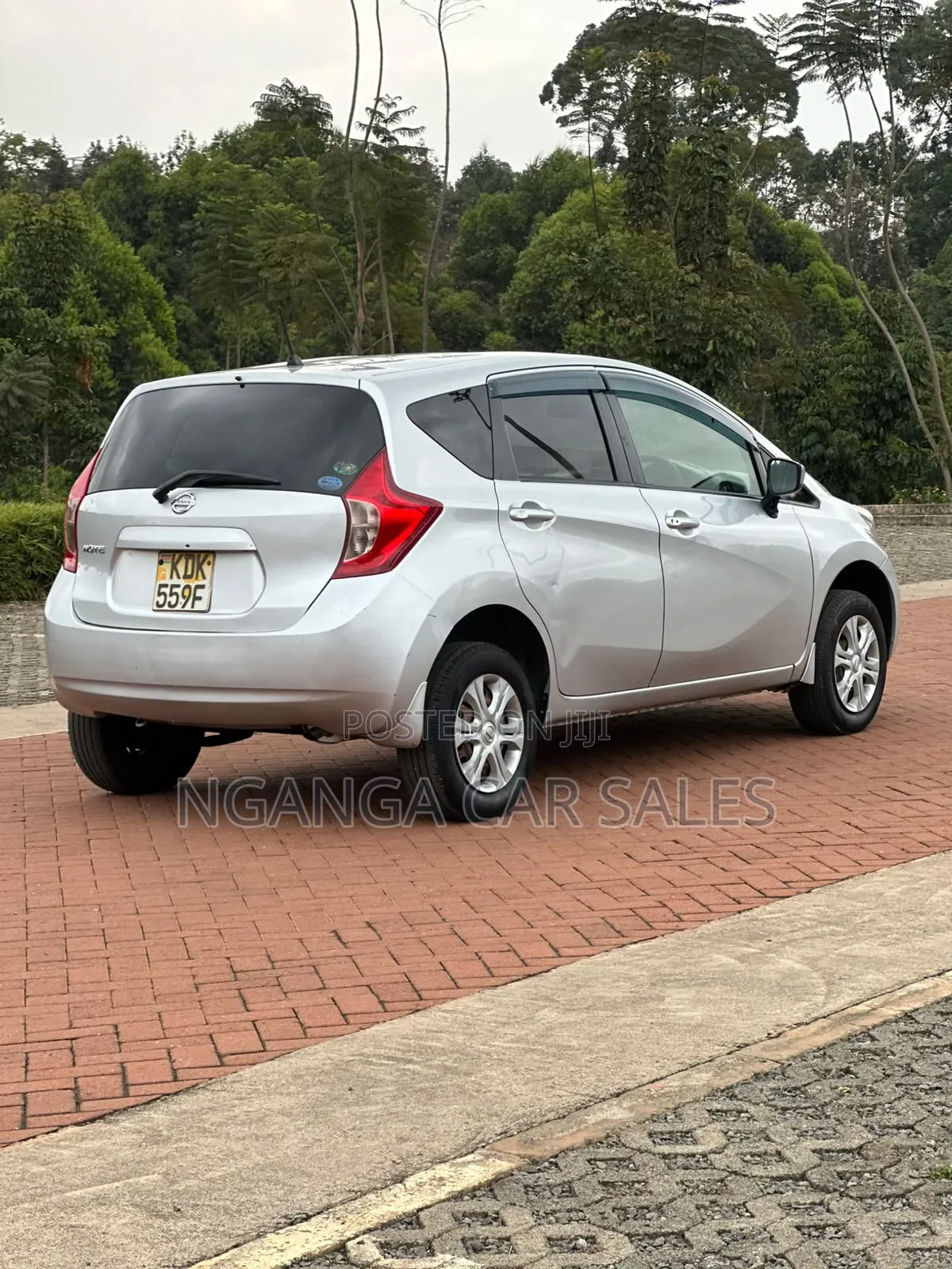 Nissan Note 2015 Silver