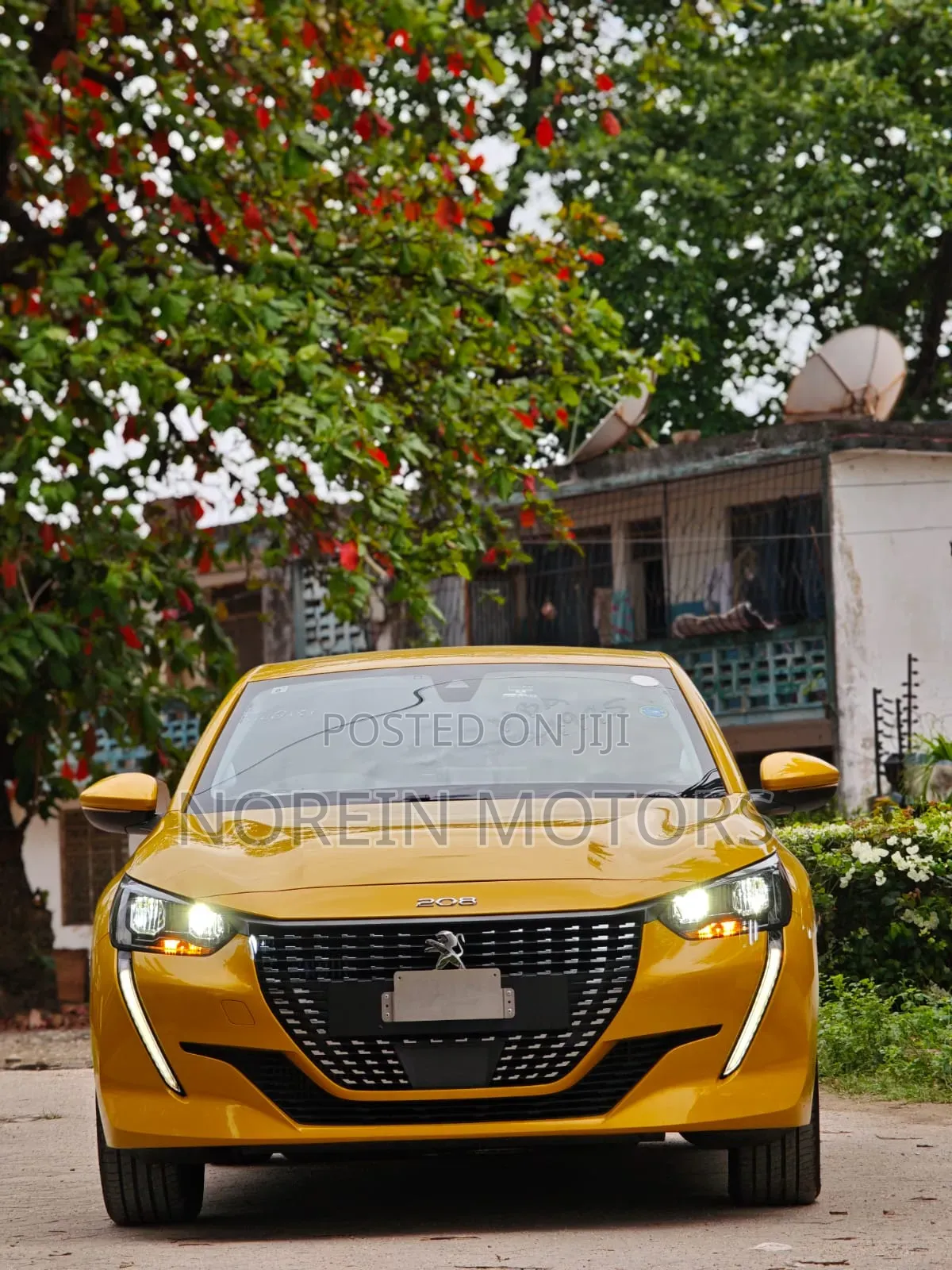 Peugeot 208 2019 Yellow