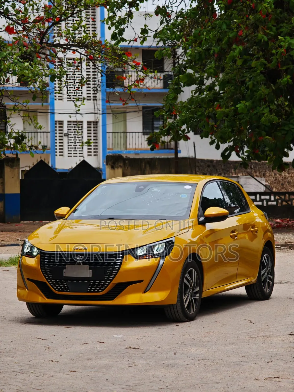 Peugeot 208 2019 Yellow