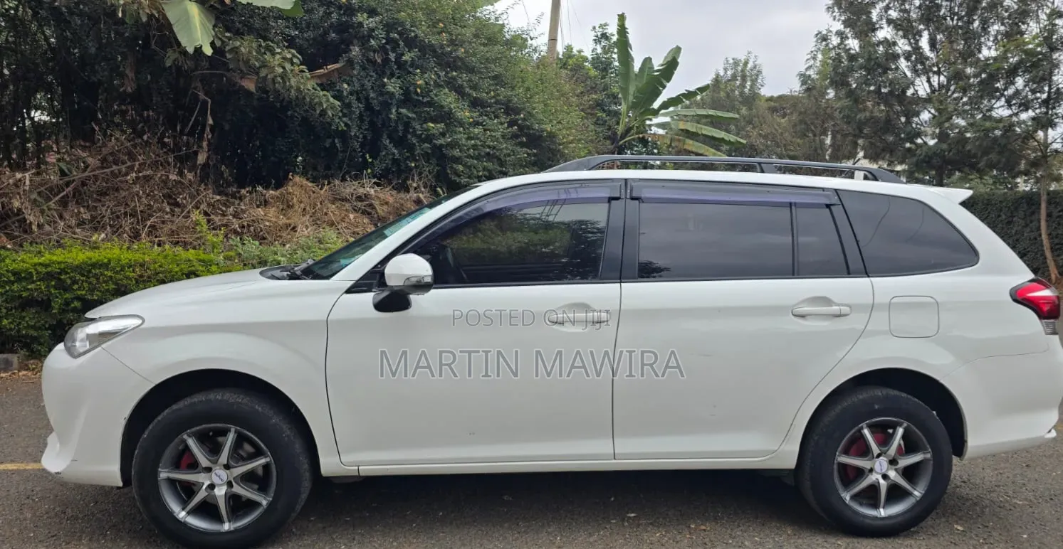 Toyota Corolla Fielder 2016 White