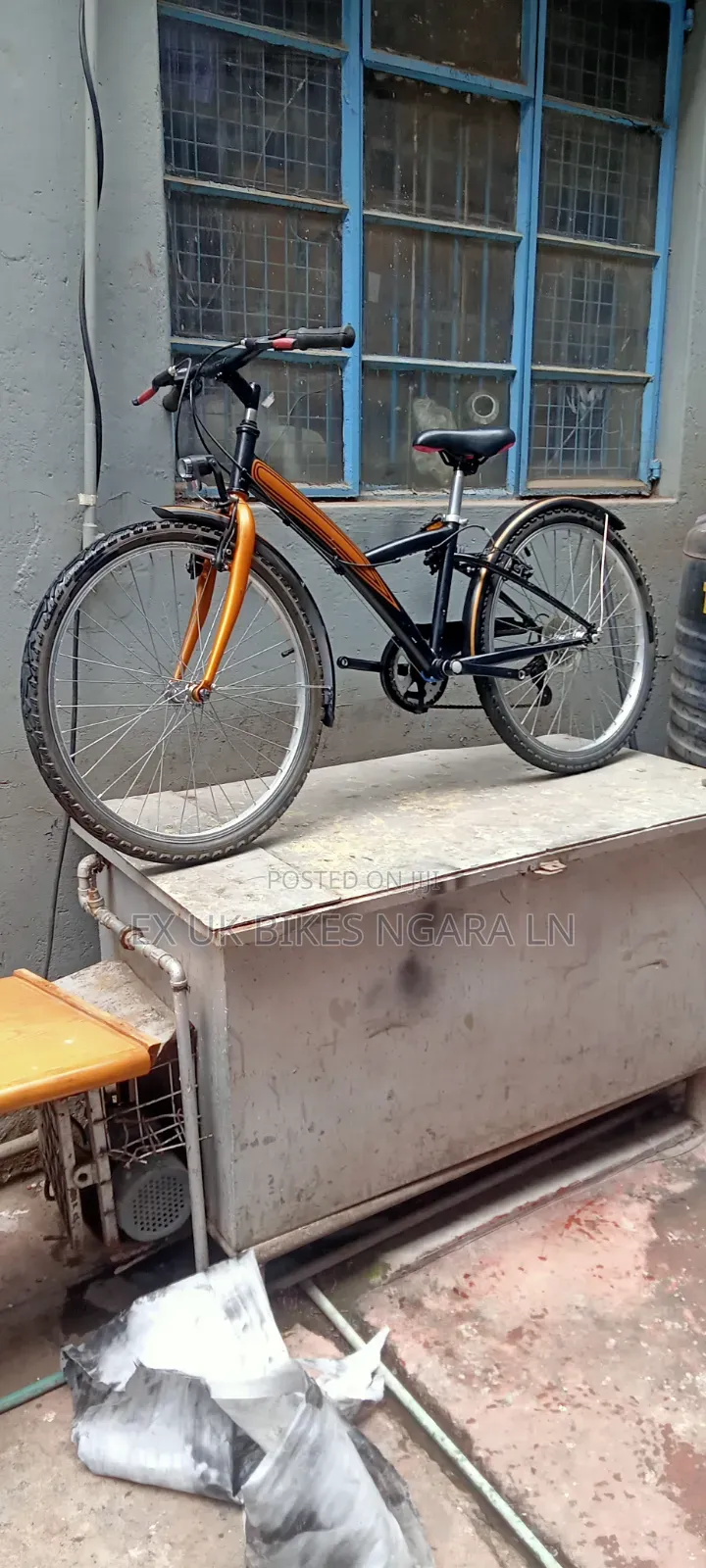 EX UK Size 24 Mountain Bike for 8-11 Yr Old Kid