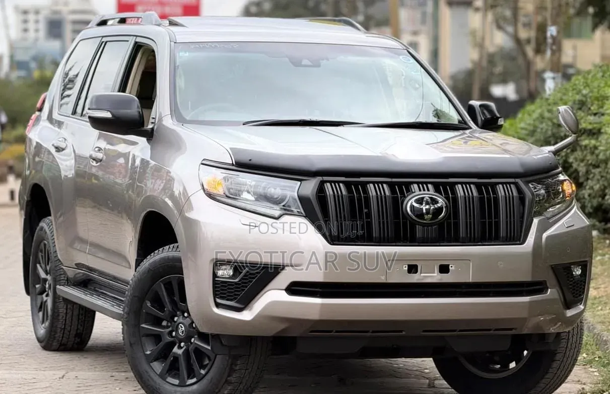 Toyota Land Cruiser Prado 2.7 2023 Burgundy