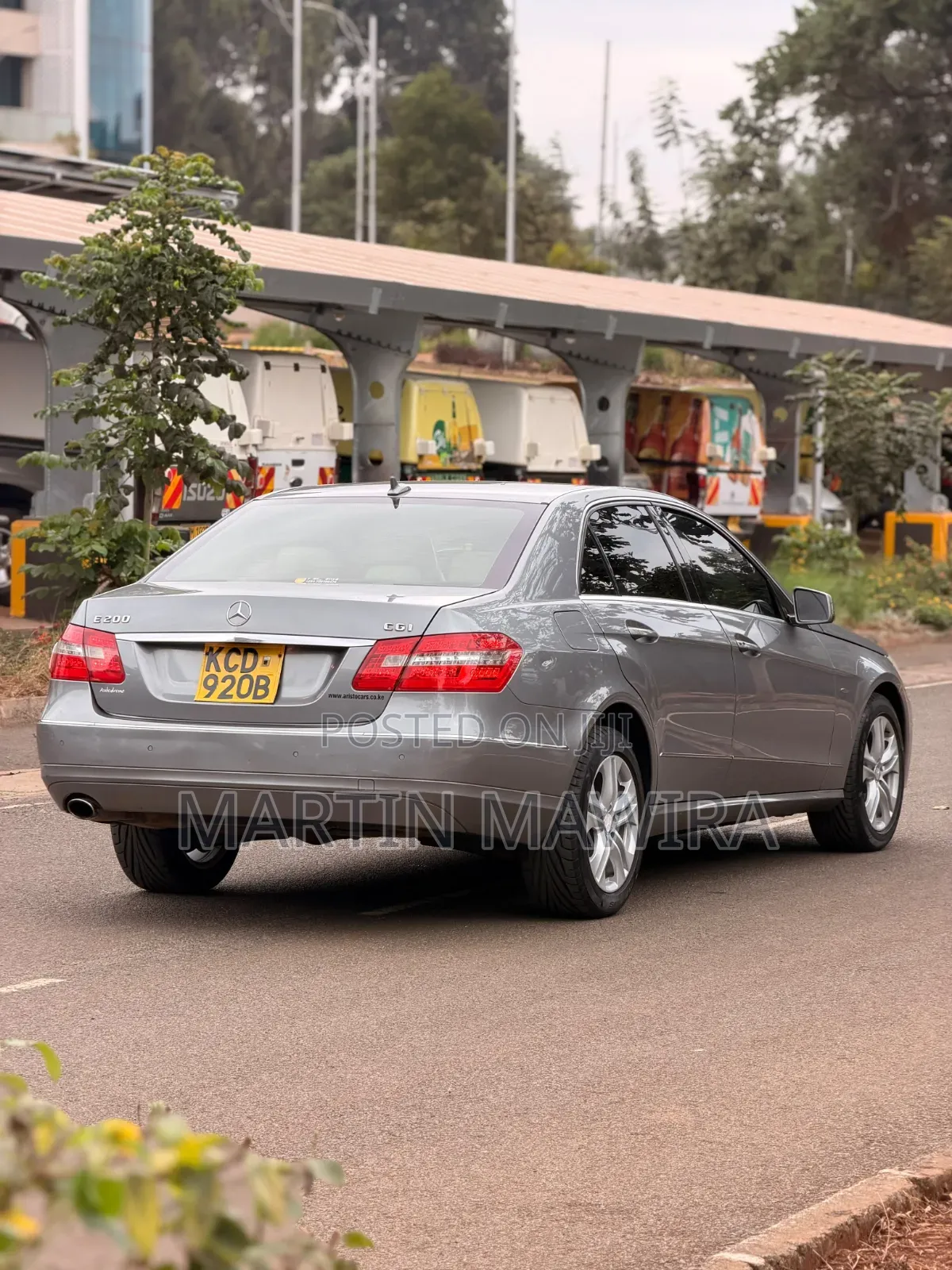 Mercedes-Benz E200 2014 Gray