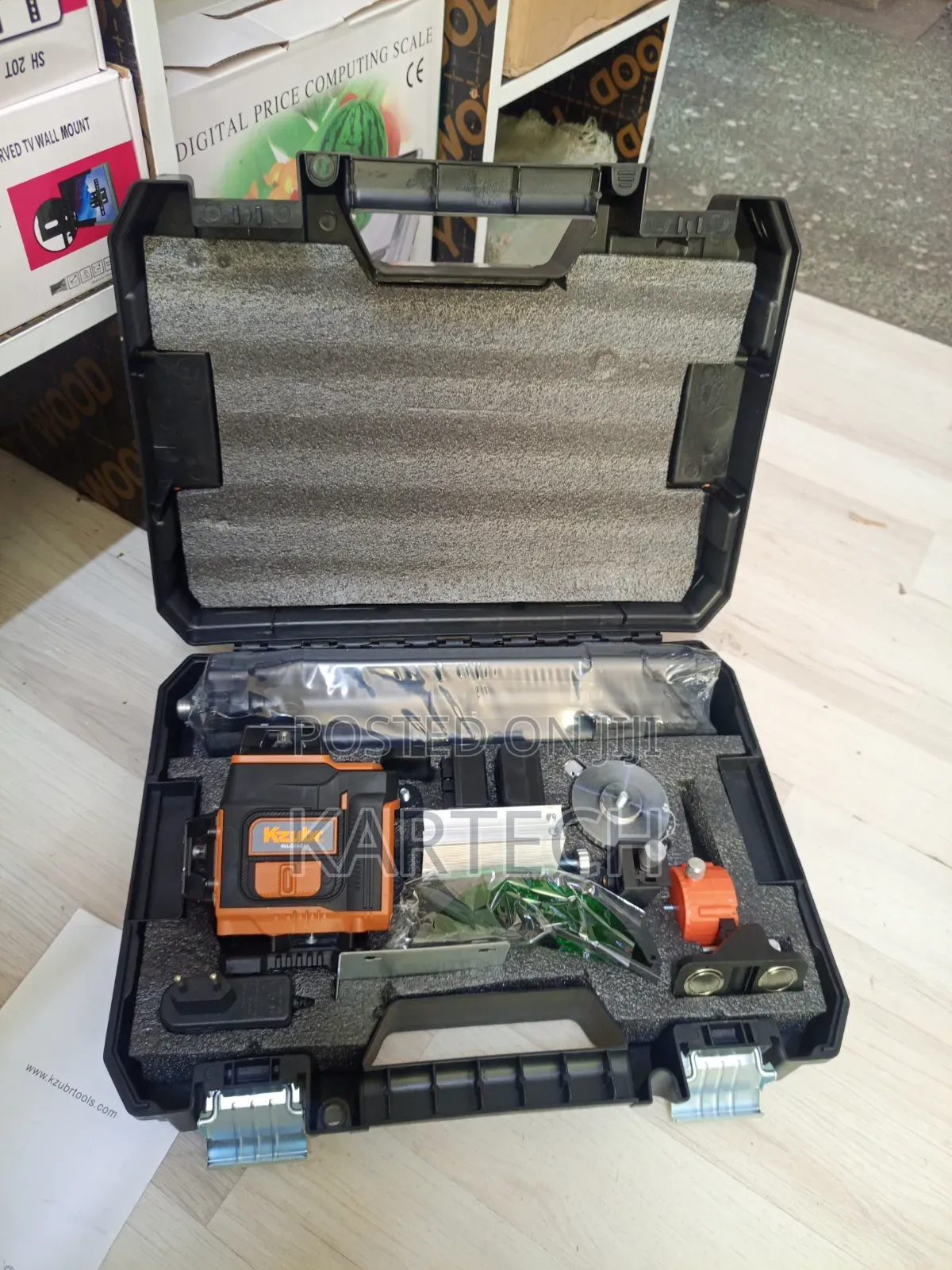 Kzubr Self-Leveling Laser Level Kit With Carrying Case
