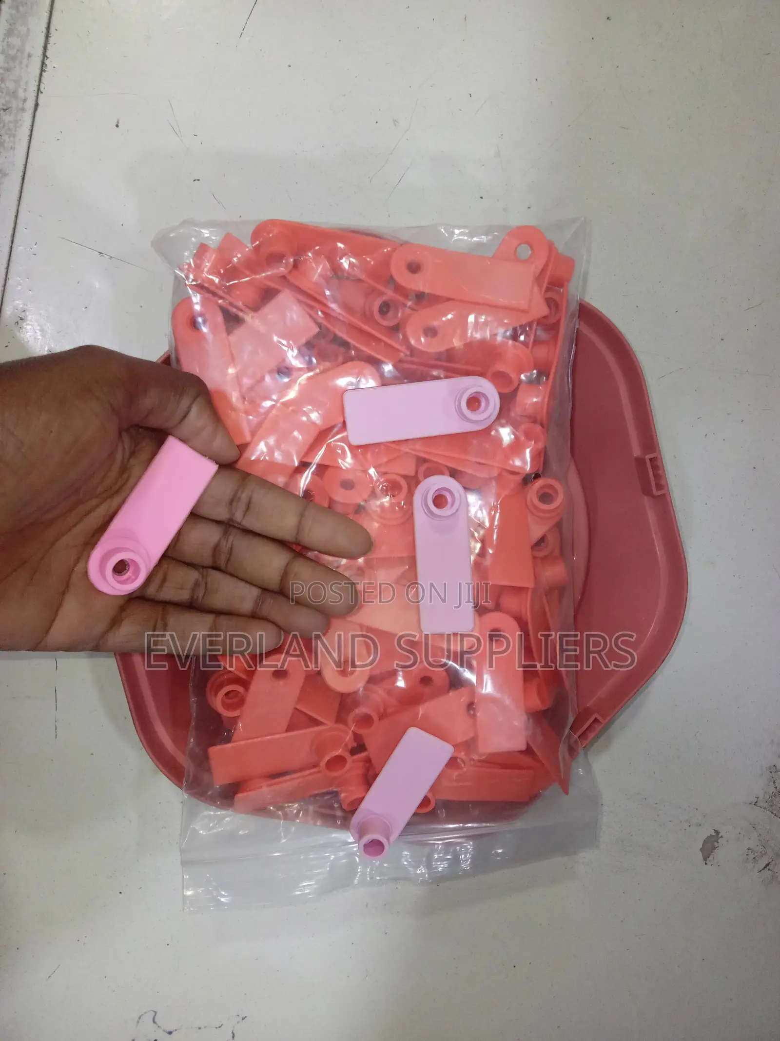Ear Tags - Large Flock Setup a Pack