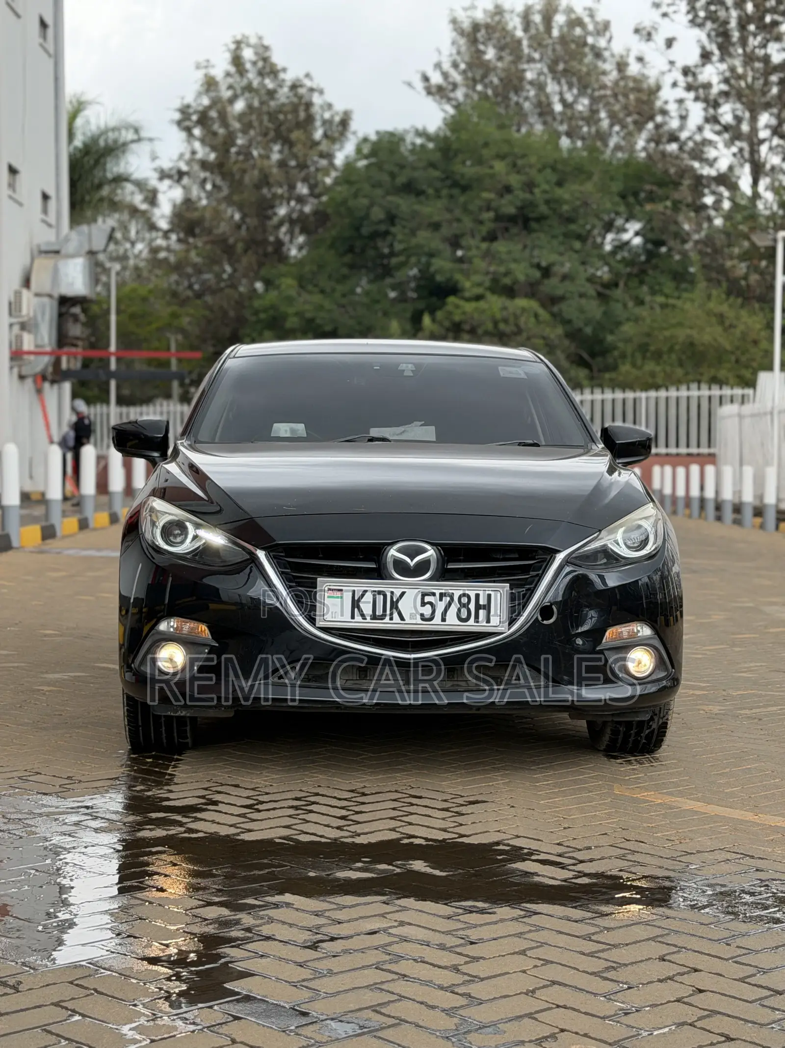Mazda Axela 2015 Black
