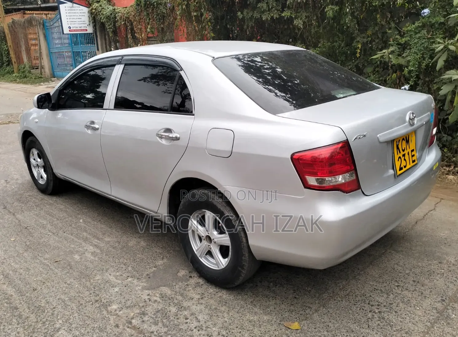 Toyota Axio 2010 Silver