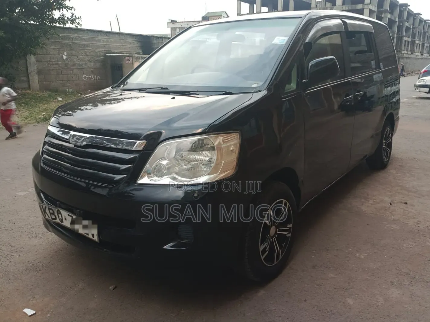 Toyota Noah 2004 Black