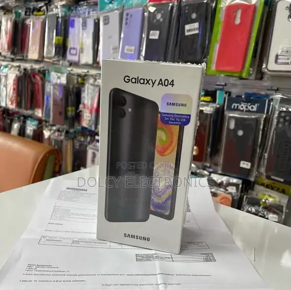 New Samsung Galaxy M04 128 GB Black
