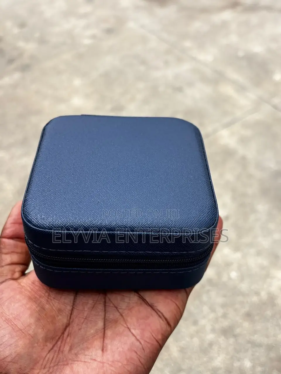 Navy-Blue Jewelry Organizer