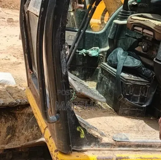 JCB 130 Excavator