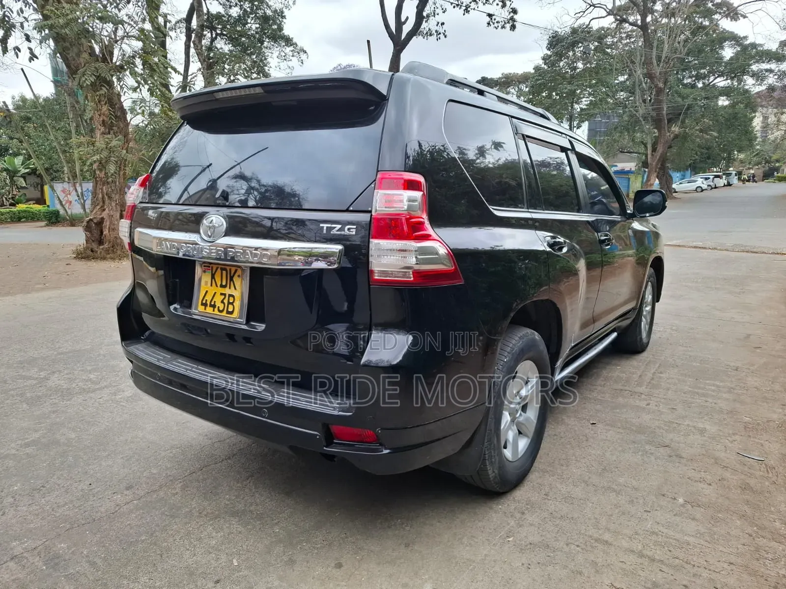 Toyota Land Cruiser Prado 2.8 D-4D 2016 Black