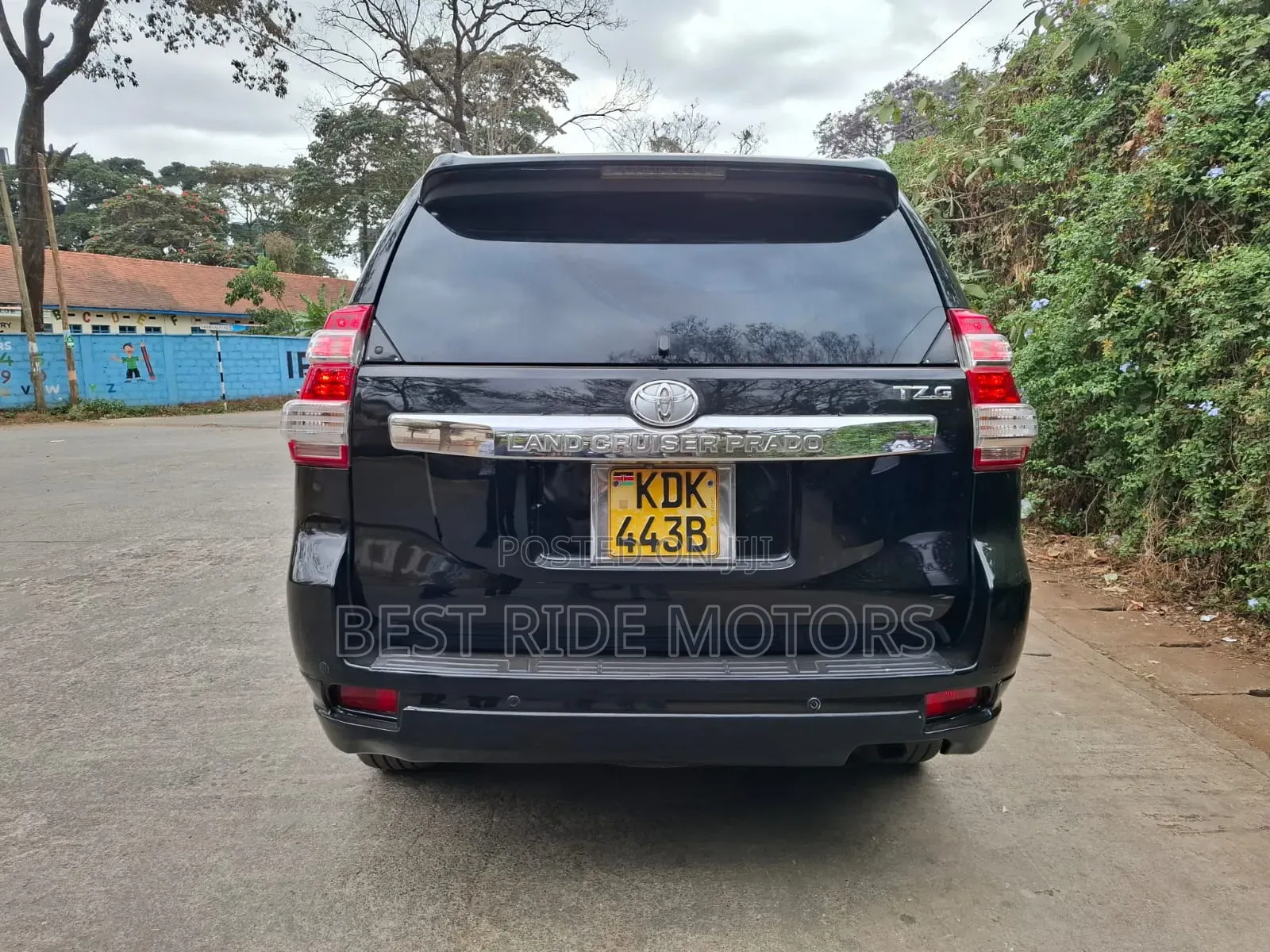 Toyota Land Cruiser Prado 2.8 D-4D 2016 Black