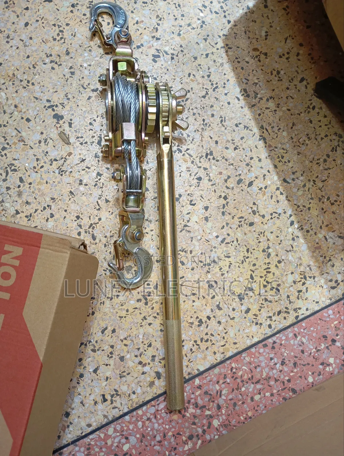 2Tonne Ratchet Cable Puller