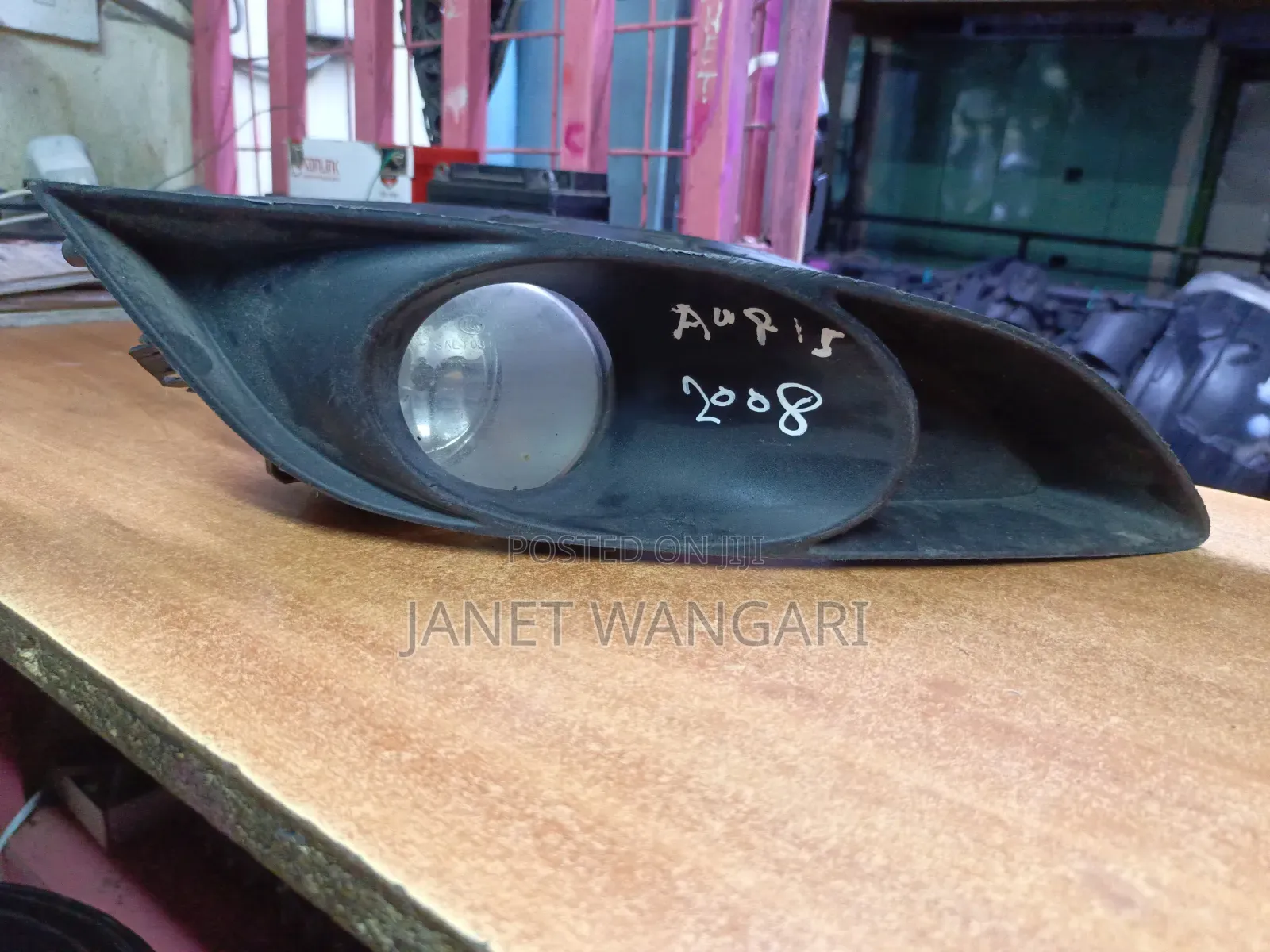 Foglight and Foglight Cover Toyota Auris