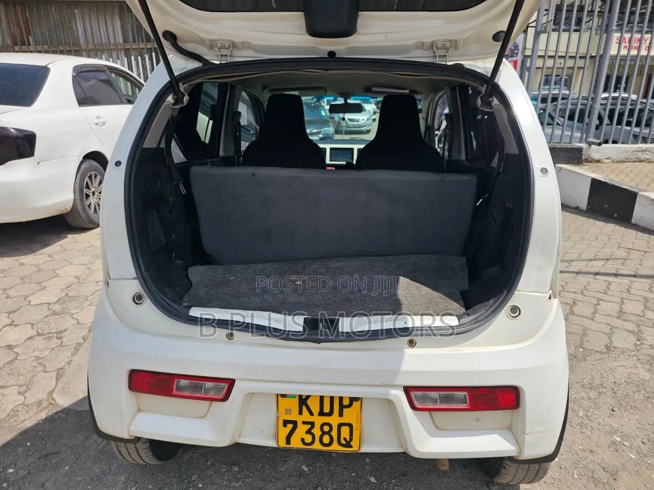 Suzuki Alto 2016 White