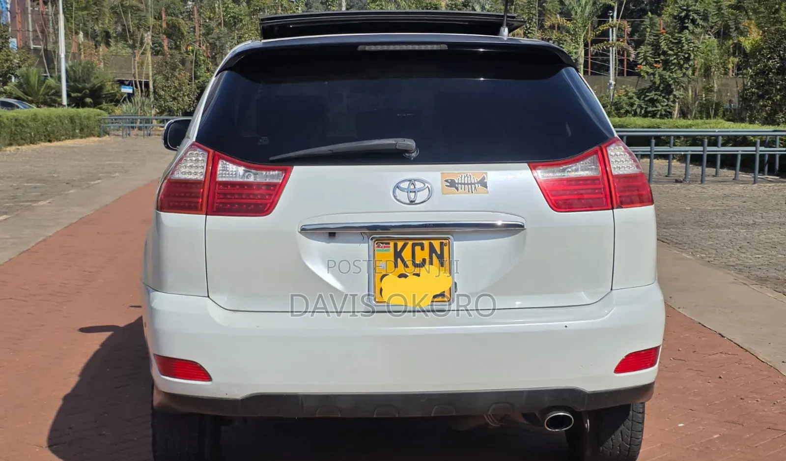 Toyota Harrier 2010 White