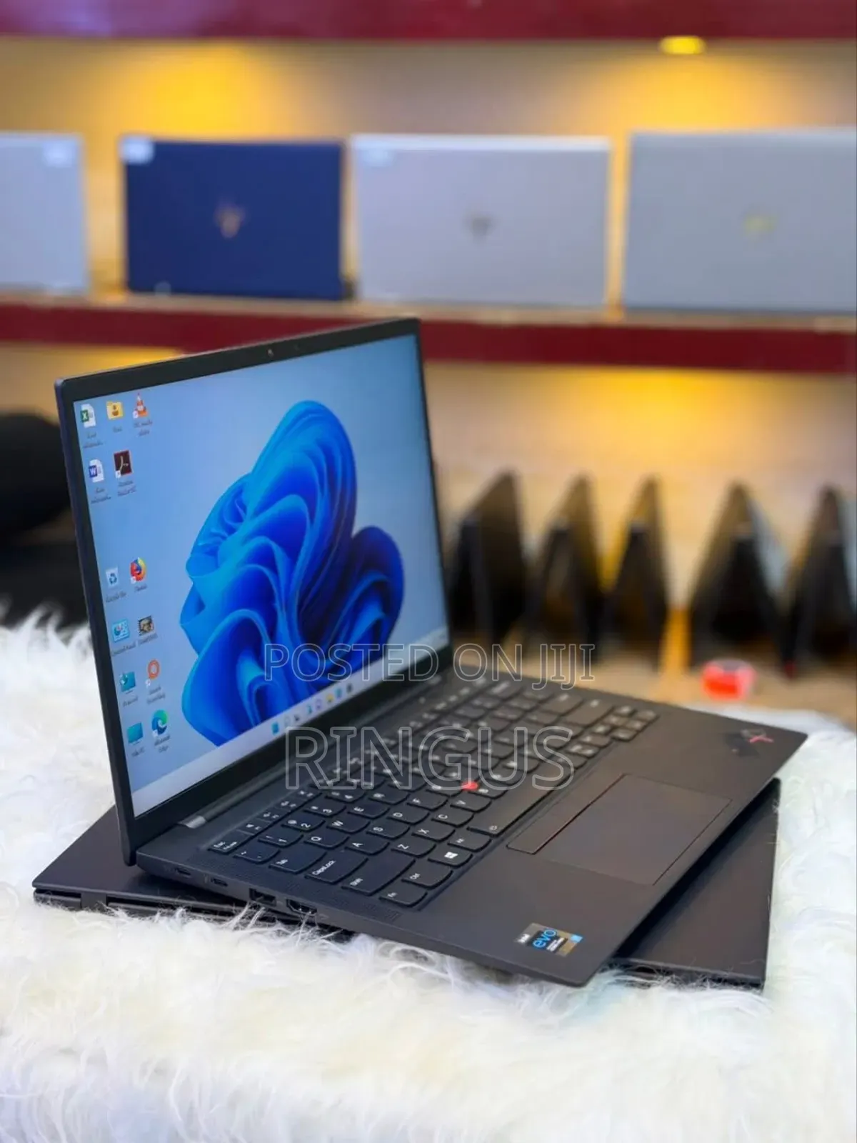 New Laptop Lenovo ThinkPad X1 Carbon 16GB Intel Core i7 SSD 512GB