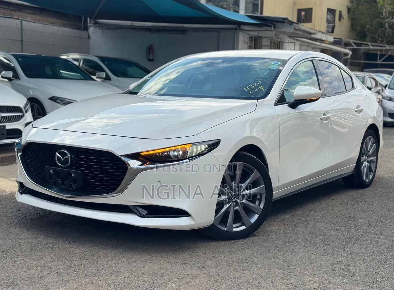 Mazda 3 2021 White
