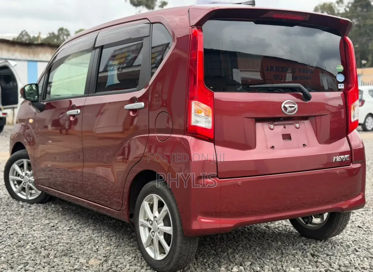 Daihatsu Move 2020 Red
