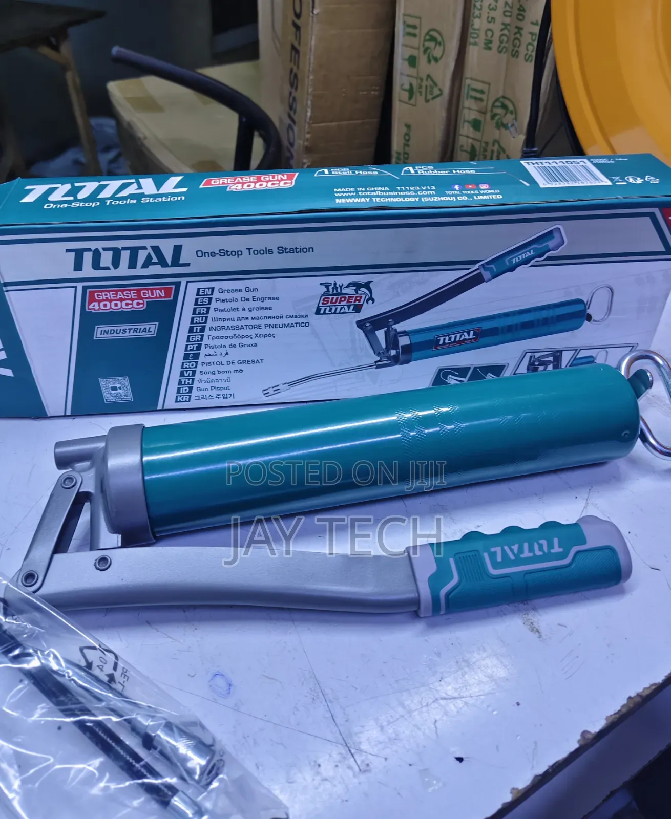 Total Heavy Duty Grease Gun 400cc (THT111051) - Brand New
