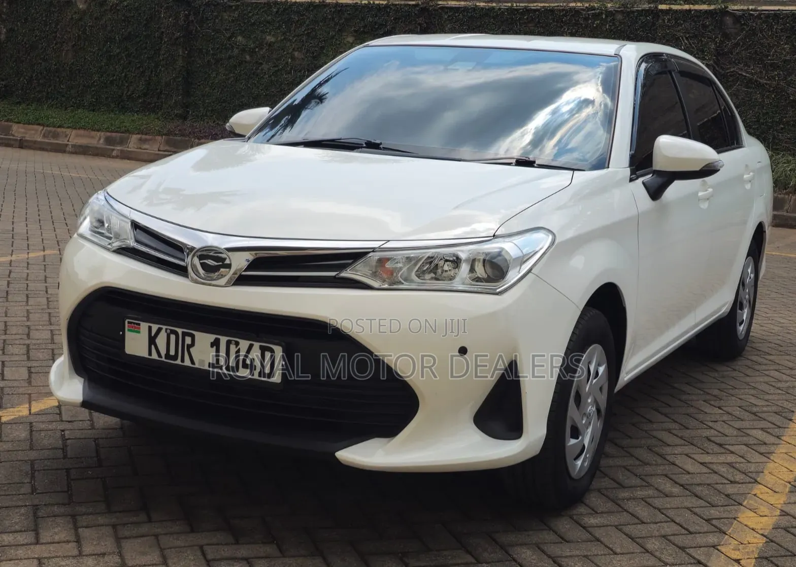 Toyota Axio 1.5 G 2WD 2017 White
