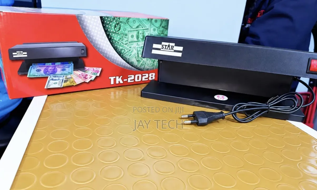 Counterfeit Fake Money Currency Detector