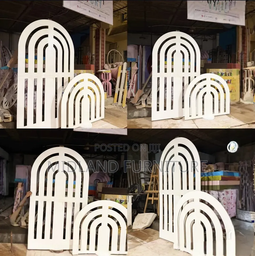 CNC Backdrop and Divider Cutting and Grooving Services
